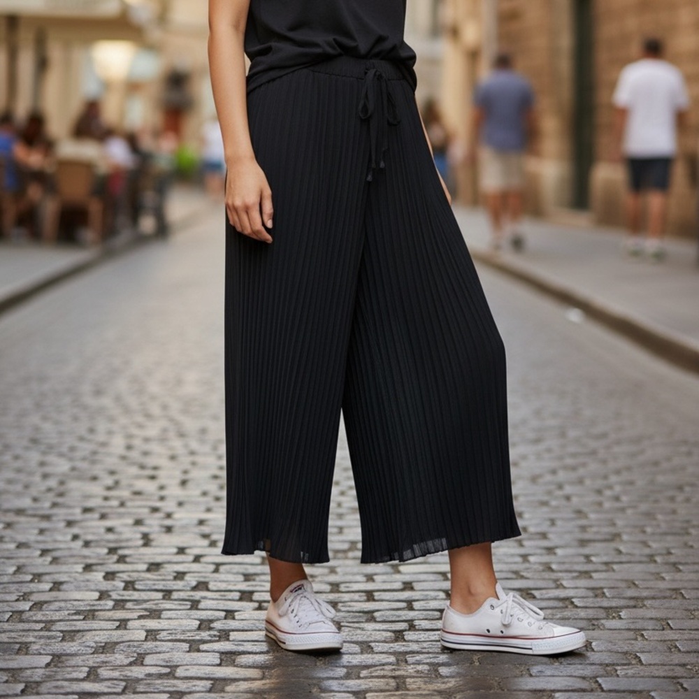 Anthropologie Feather Bone Black Pleated Palazzo Pants Drawstring Pockets Size S